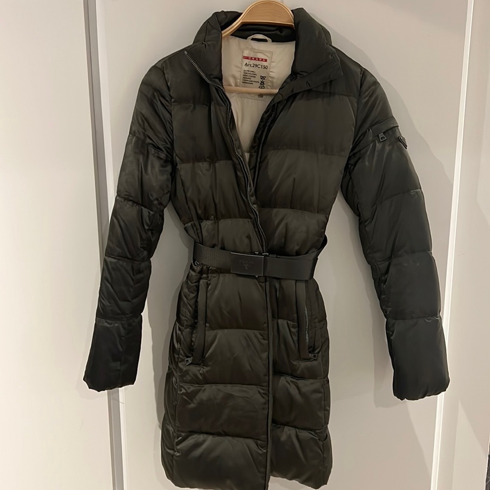 Elegant puffer coat  size 40 Italy so 36 French and US 4